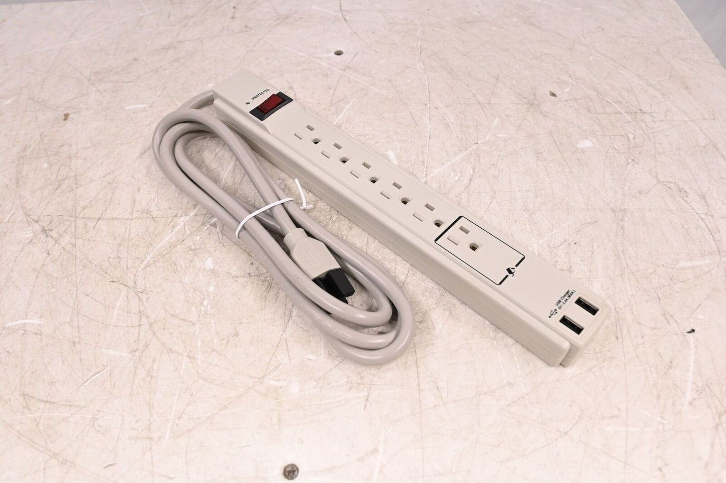 Power First 52NY54 Surge Protector Outlet Strip, 13 in Length, 60 Hz