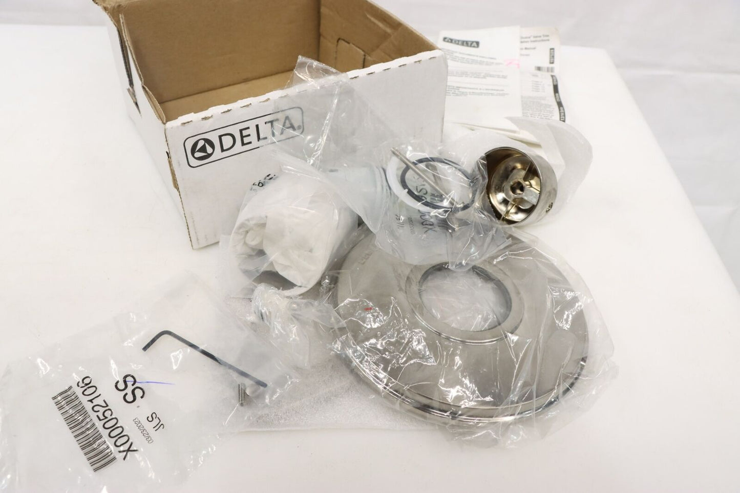 Delta T14048-SS Bowery Valve Trim Only, Brilliance Stainless