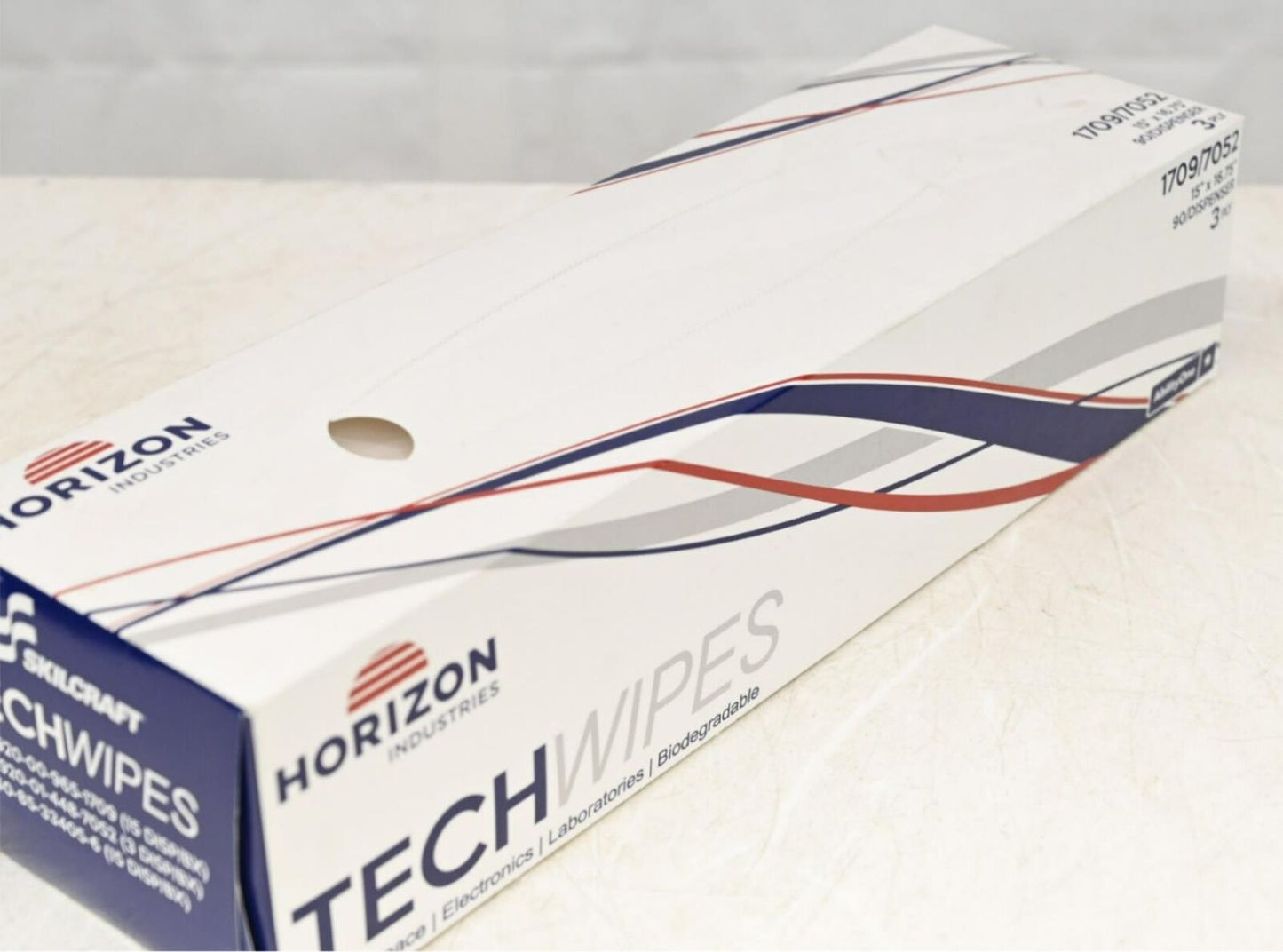 Horizon Industries 1709/7052 TechWipes 15" x 16.75" 90/Dispenser 3 Ply