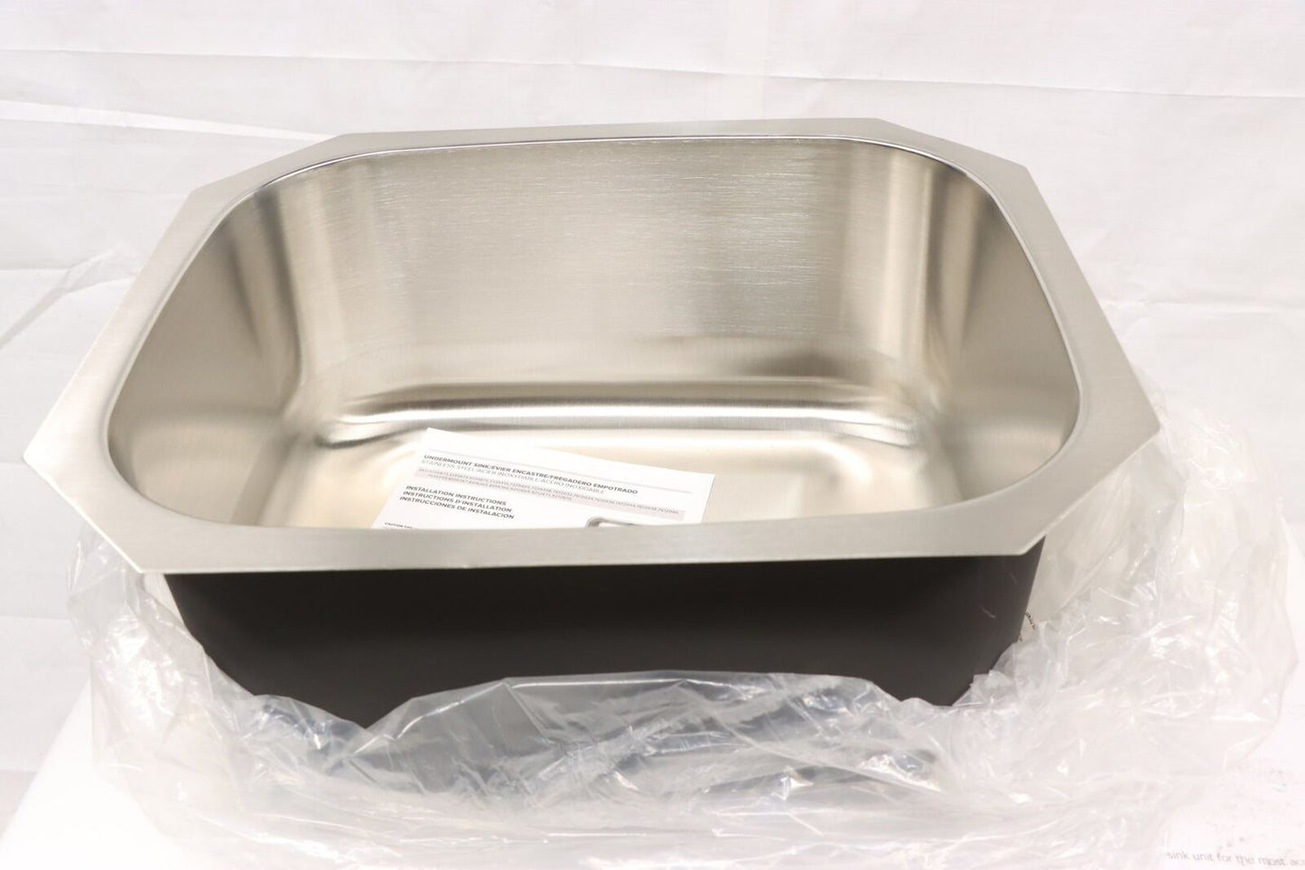 Miseno MNO182118UM 17" Rectangular Stainless Steel Undermount Bar Sink