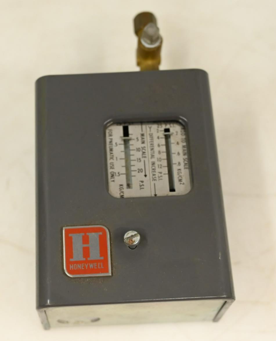 Honeywell P643A1007 2 Pneumatic/Electric Switch