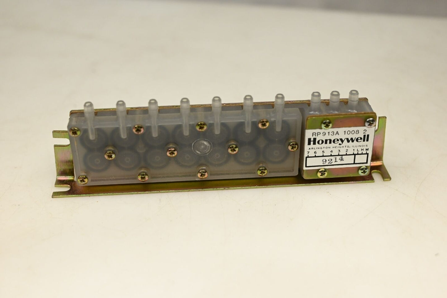 Honeywell RP913A 1008 2 Load Analyzer Relay