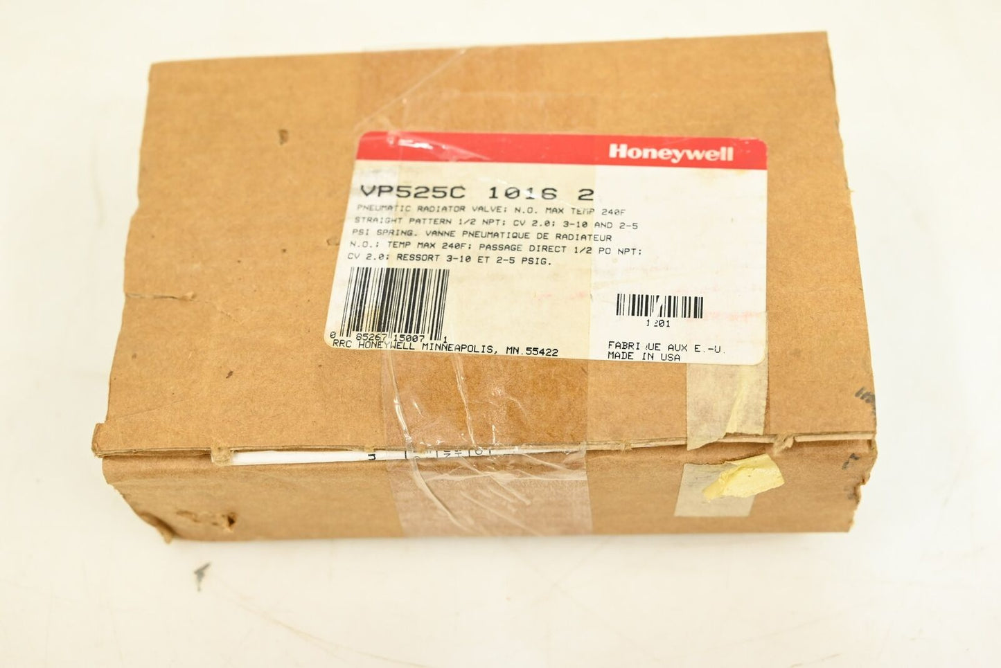 Honeywell VP525C1016 2 1/2" NPT Male Union Two-Way Unitary Valve