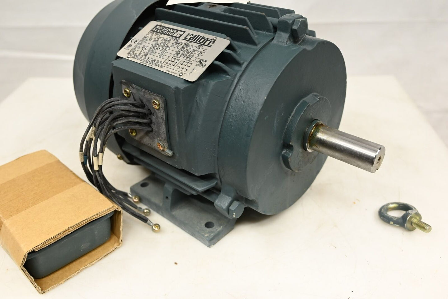 Reliance P18G4902 AC Electric Motor (DENT)