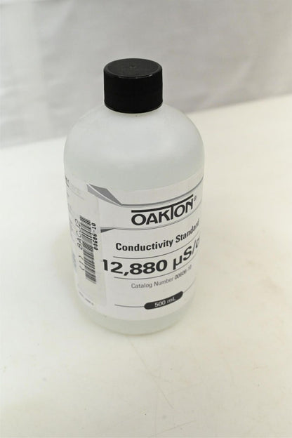 Oakton WD-00606-10 Conductivity Calibration Solution, 1 pt Bottle