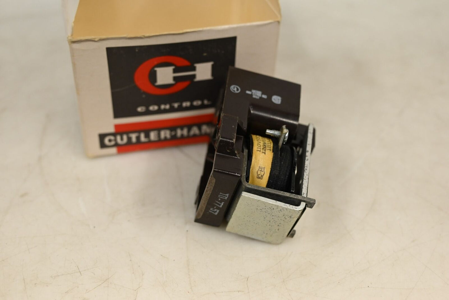 Cutler-Hammer 9575H2441-66 Type AA Relay