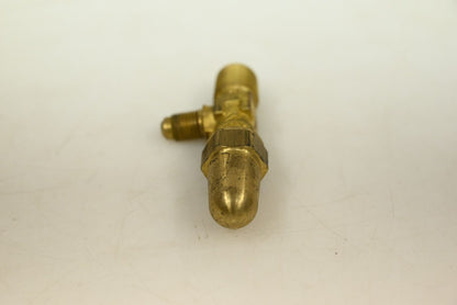 Superior 600A-4C (B12-031) Packed Angel Valve 3/8" N.P x 1/4" SAE