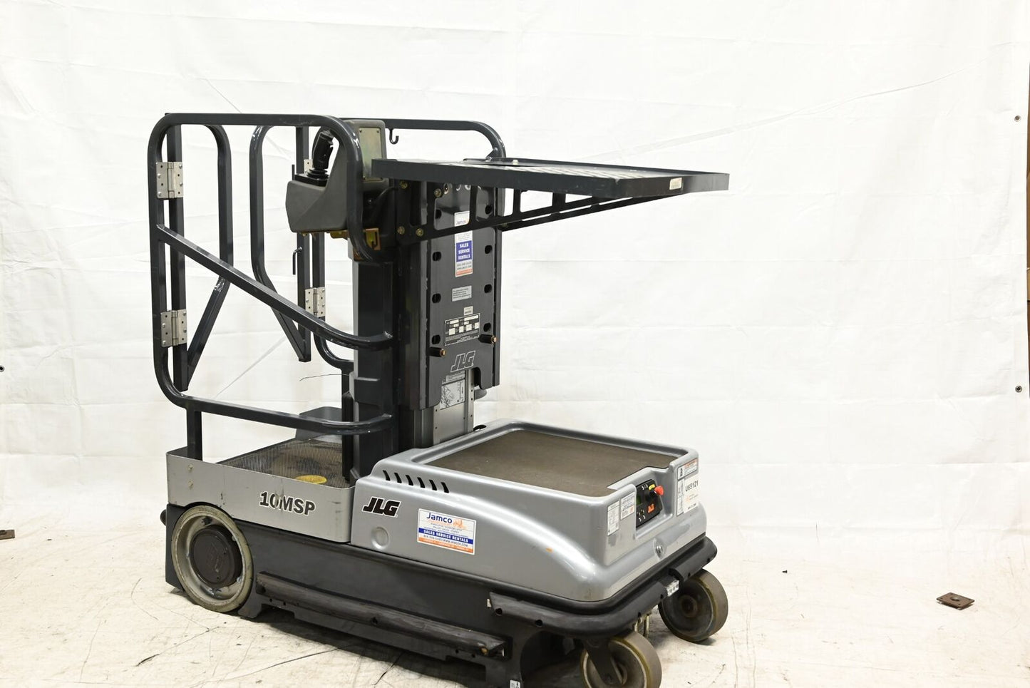 JLG 10MSP Driveable Order Picker