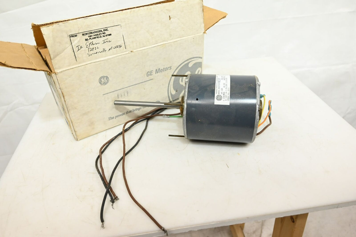 General Electric (GE) Permanent Split Capacitor, 3/4 HP, 1075 RPM