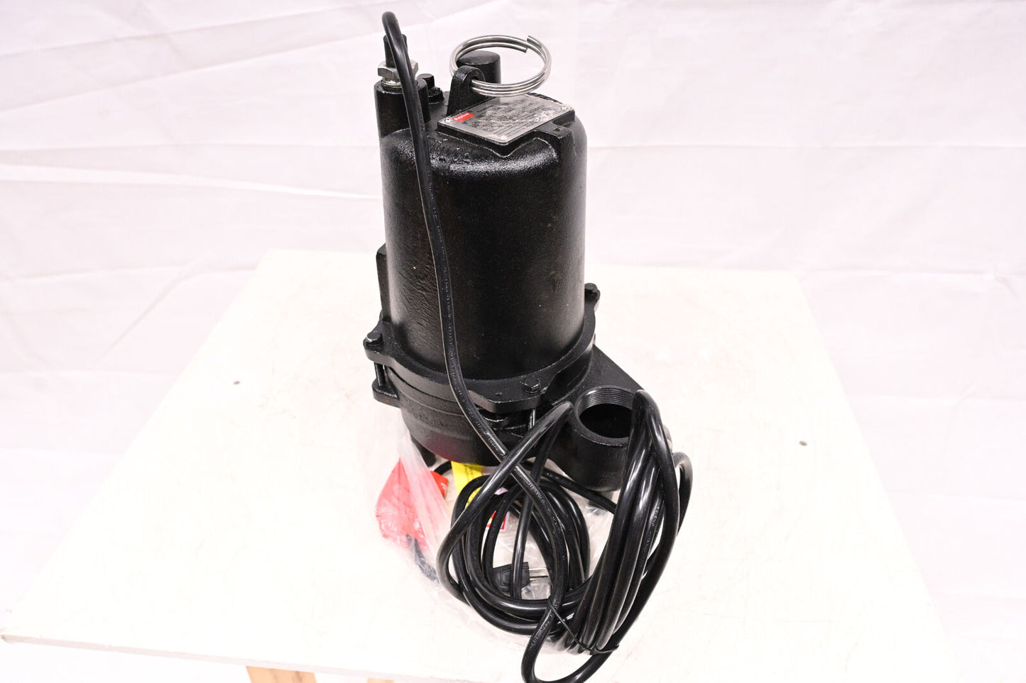 DAYTON Sewage Ejector Pump: 1/2, 110V AC, No Switch Included, 111 gpm - 4HU80