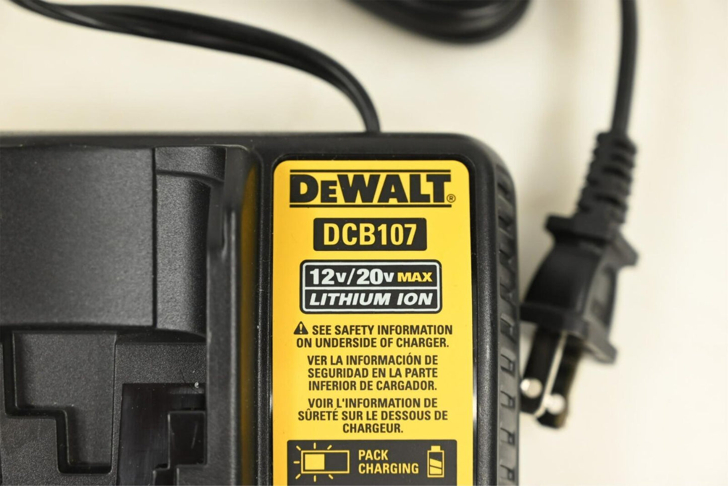 Dewalt DCB107 12V/20V Lithium-Ion Battery Charger, PK 2