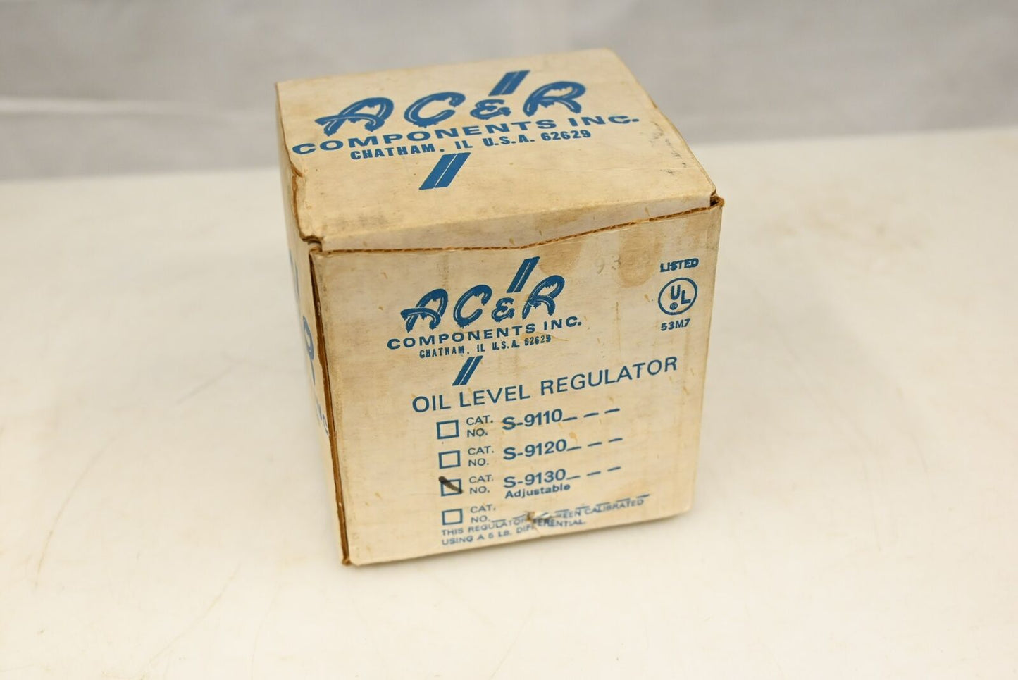 AC&R S-9130 Mechanical Oil Level Regulator