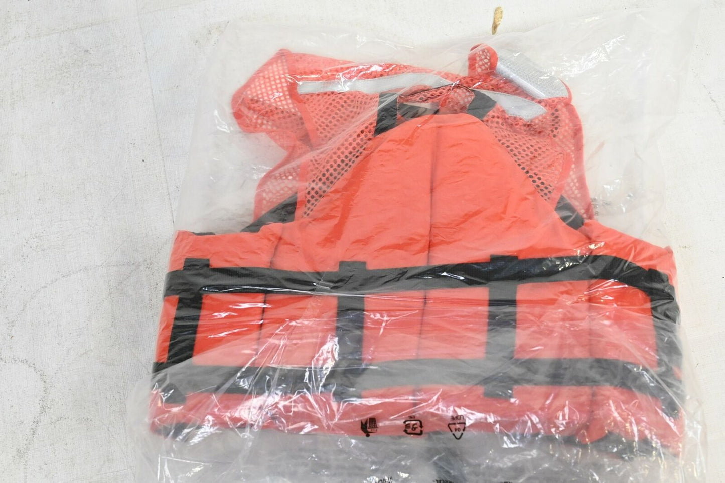 STEARNS 2000011410, Standard Life Jacket, Size M, USCG III, Buoyancy 15-1/2 lb