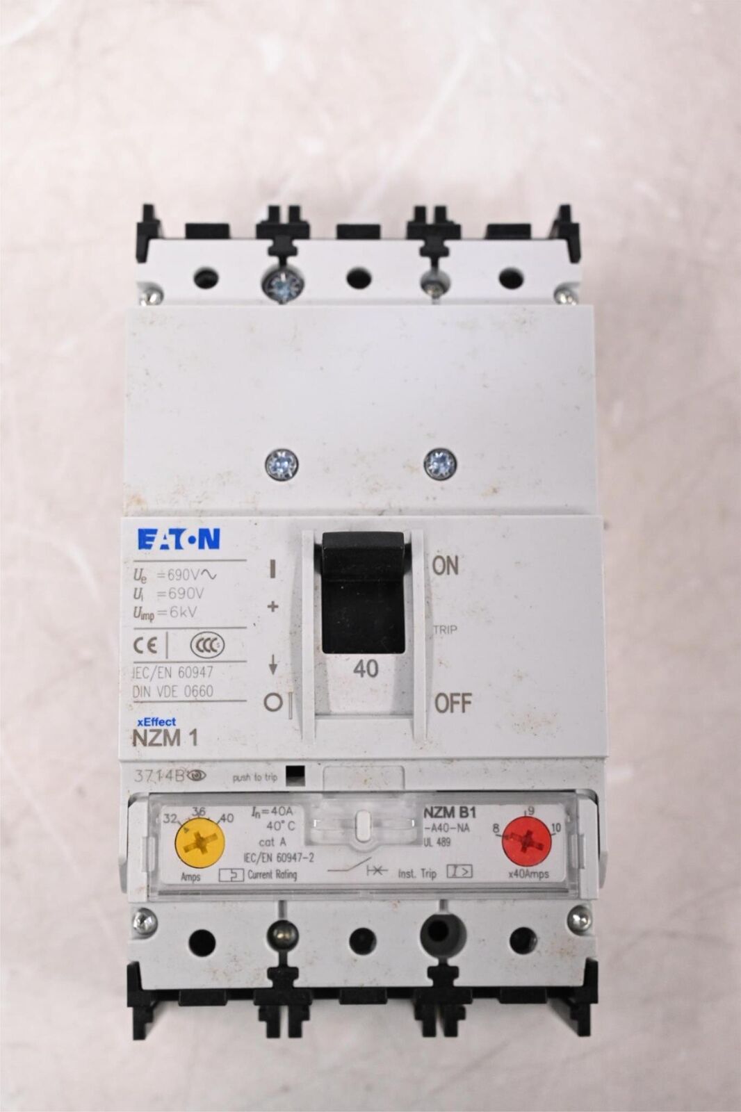 NZMB1-A40-NA Eaton Series NZM complete molded case circuit breaker, NZM1-frame,