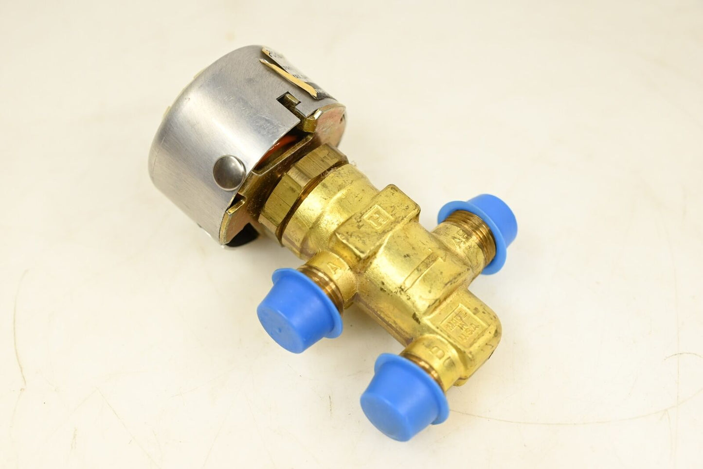 Honeywell VP526A1076 3 Three-Way Unitary Mixing Valve