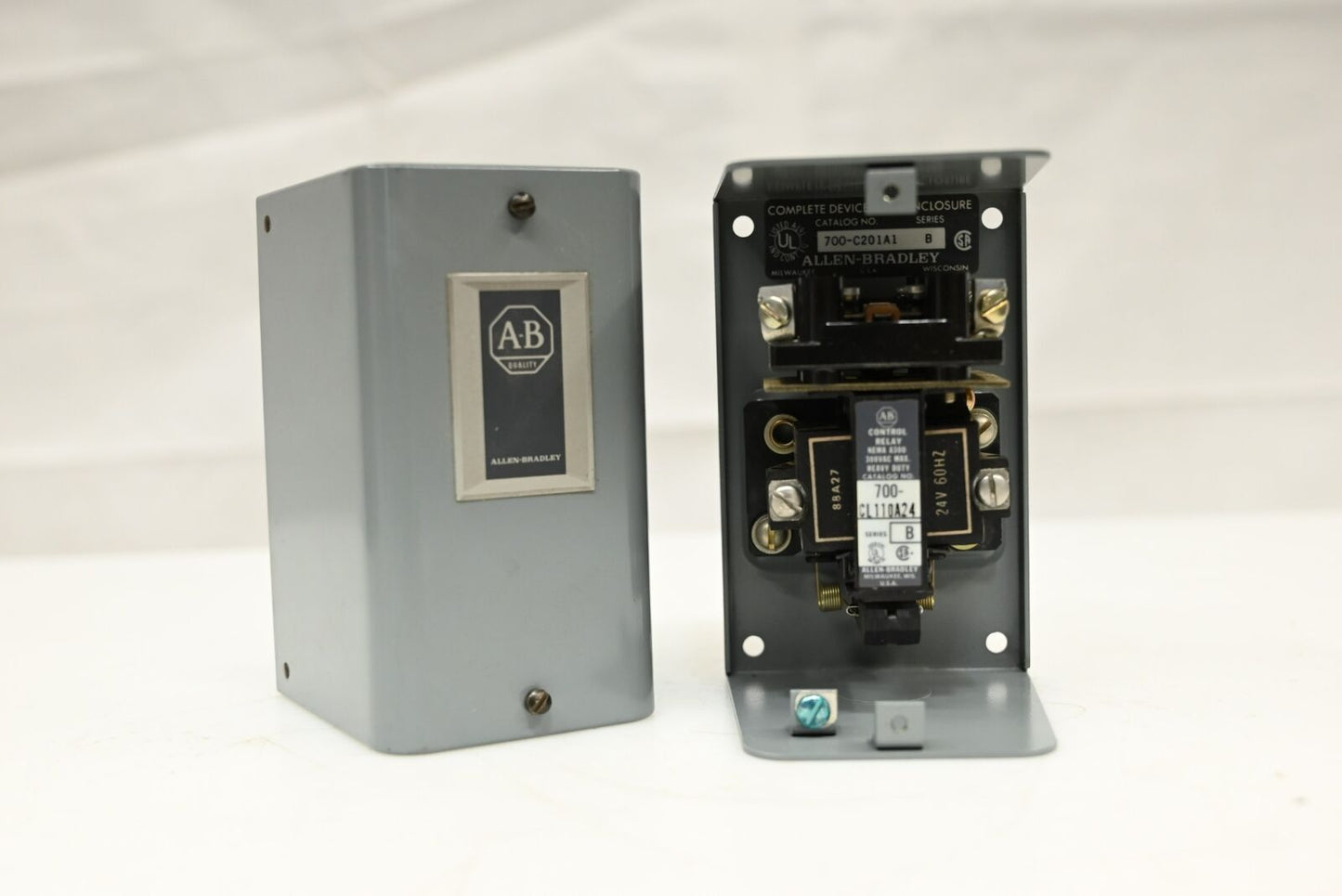 Allen-Bradley 700-C201A1/700-CL110A24 Series B Relay