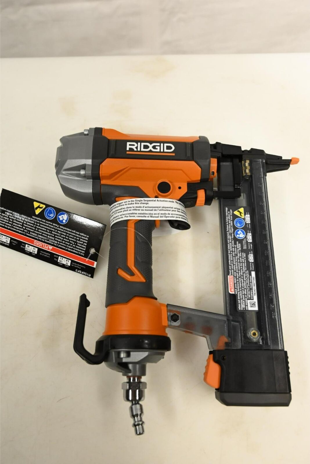 Ridgid R150FSF3 18-Gauge 1-1/2 in. Finish Stapler