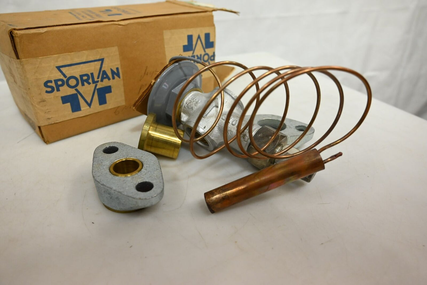 Sporlan MVE-26-GA 7x9 ODF 5' Thermostatic Expansion Valve (MISSING SCREWS)