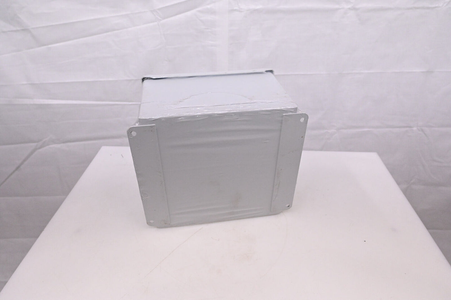 Junction Box, Continuous Hinge Cover With Quarter Latch, NEMA 4, 10 x 10 x 6