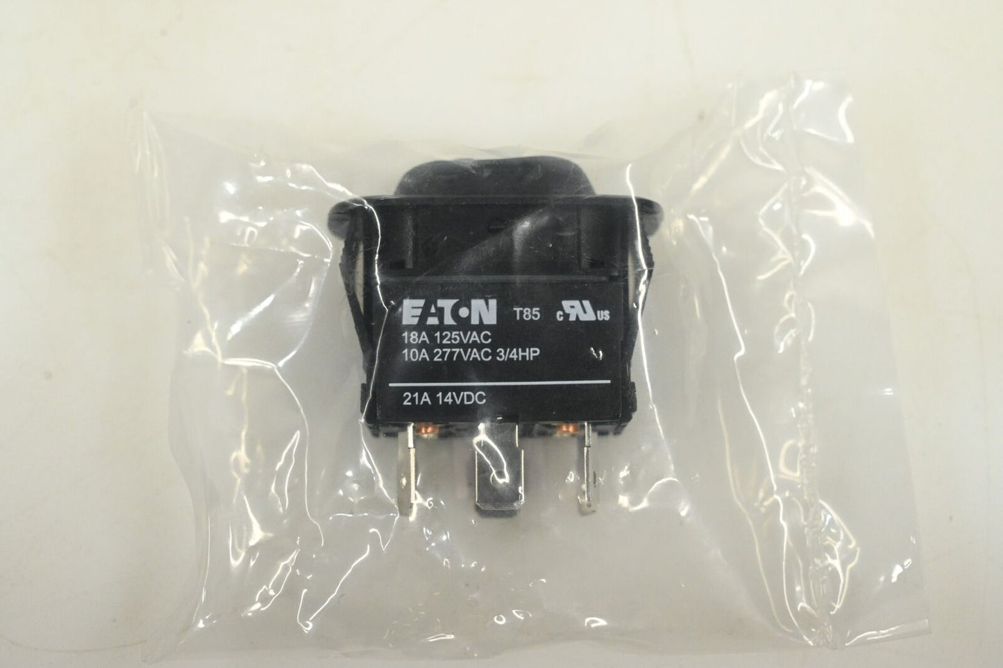 Eaton XR3EG44NV1XX Rocker Switch, PK 4