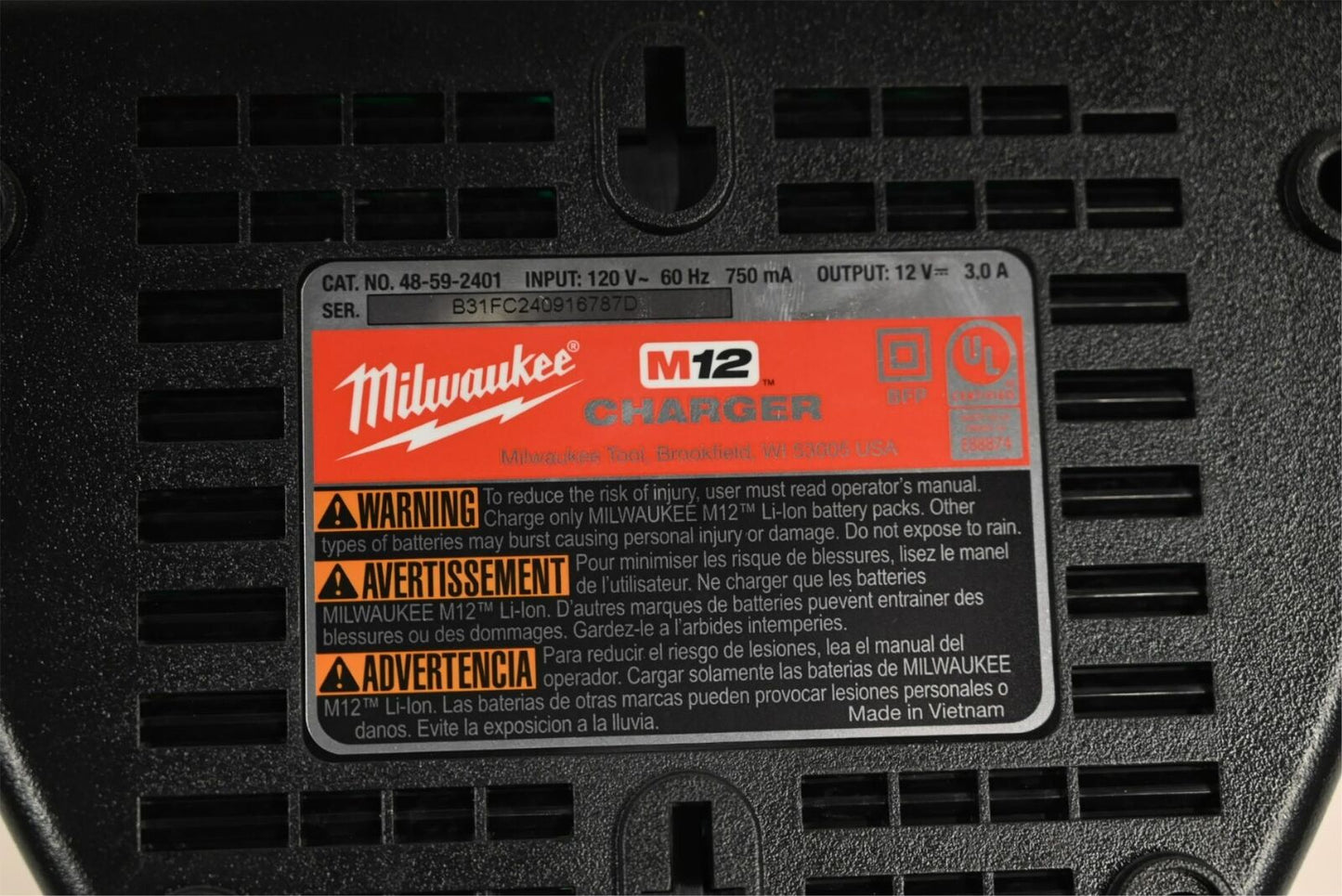 Milwaukee 48-59-2401 M12 Lithium-ion Battery Charge, PK 3