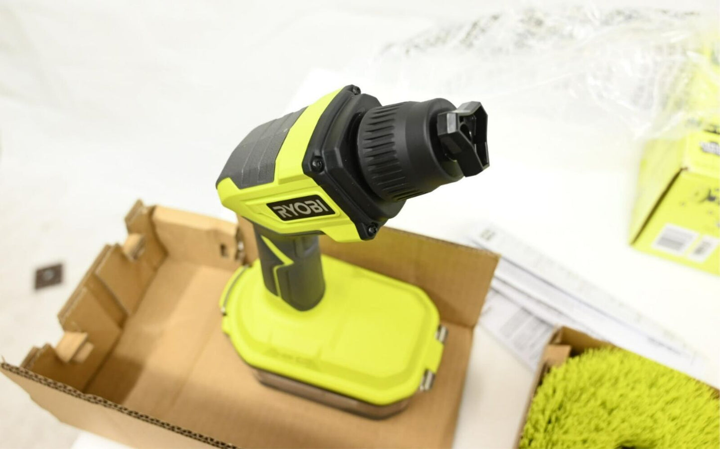 Ryobi P4510 ONE+ 18V Power Scrubber