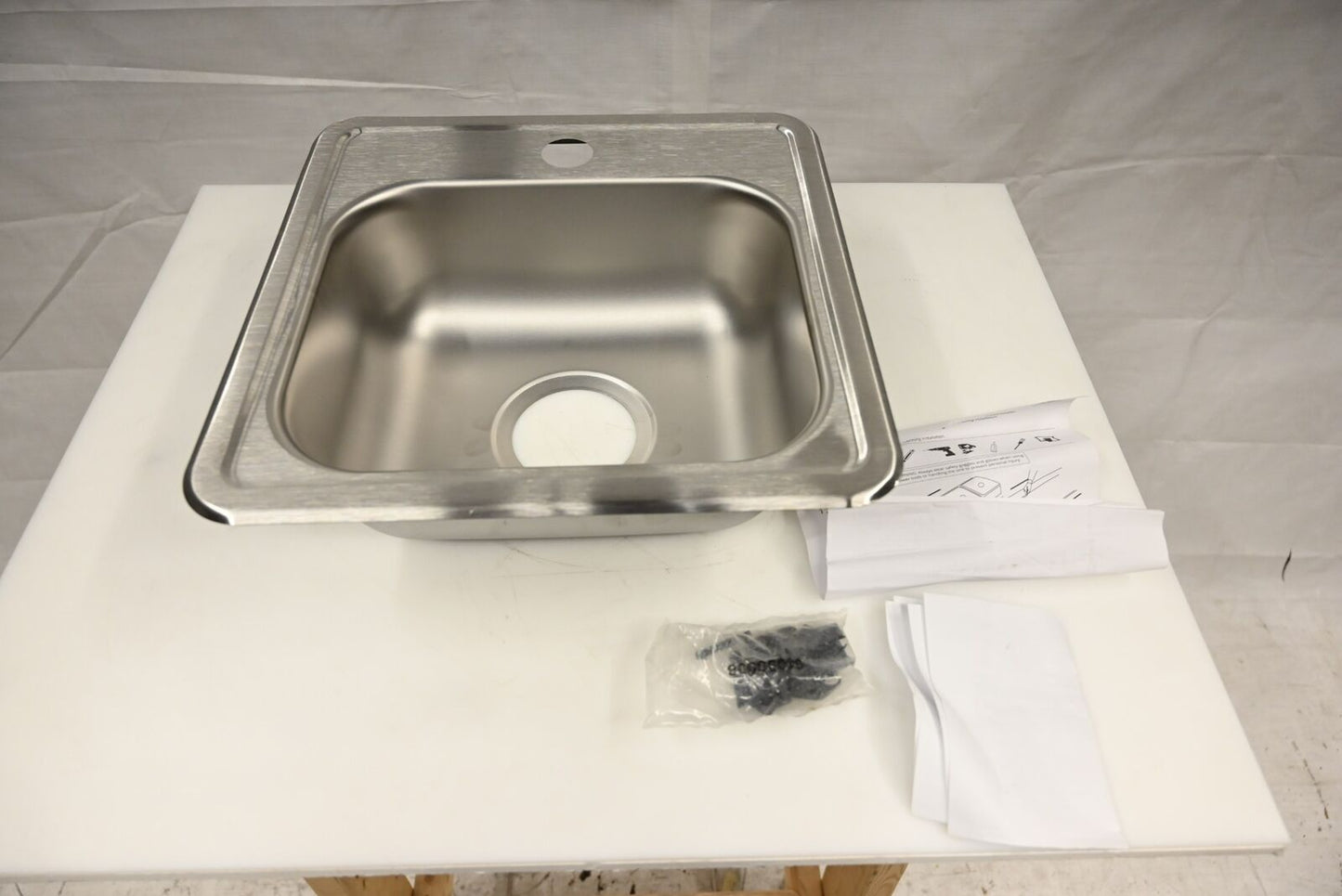 Elkay D115161 Dayton 15" x 15" x 5-3/16", Single Bowl Top Mount Bar Sink, SS